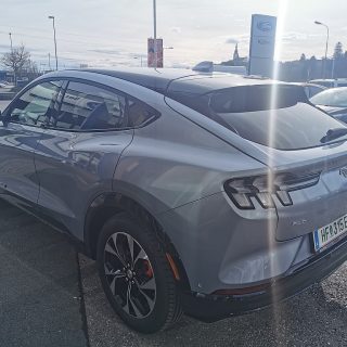 Ford Mustang Mach-E AWD Elektro Extended Range, Reichweite 540Km WLTP, 98kWh brutto