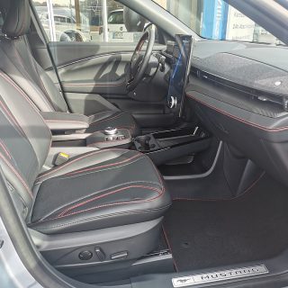 Ford Mustang Mach-E AWD Elektro Extended Range, Reichweite 540Km WLTP, 98kWh brutto