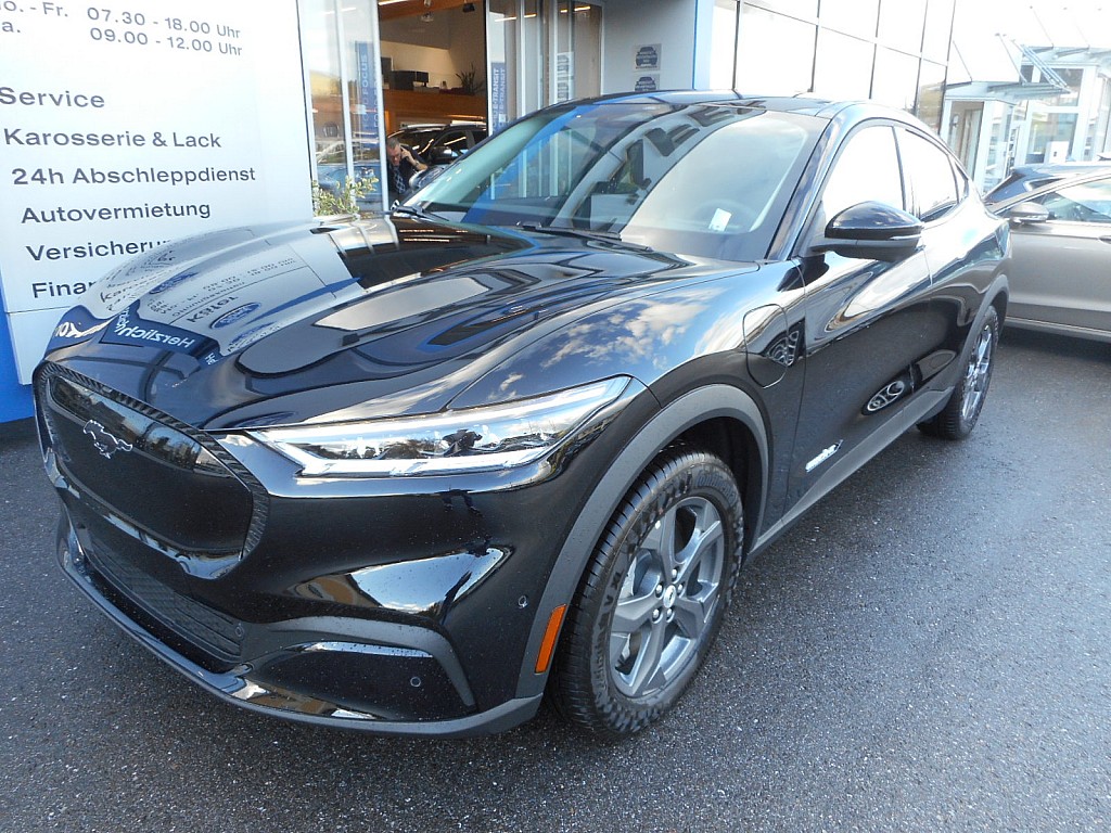 Ford Mustang Mach-E Elektro Extended Range, Reichweite 610Km WLTP, 98kWh brutto Extended Range