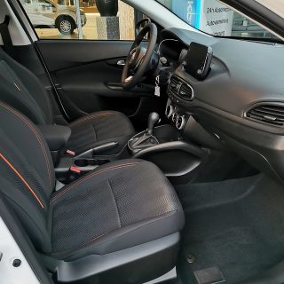 Fiat Tipo Hybrid 130 eDCT7 Garmin