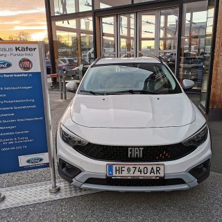 Fiat Tipo Hybrid 130 eDCT7 Garmin