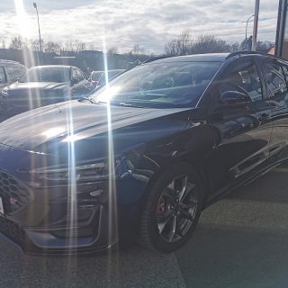 Ford Focus Turnier 2,3 EcoBoost ST X Aut. *inkl. MaxTon Verbau*