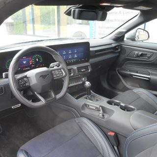 Ford Mustang 5,0 Ti-VCT V8 Dark Horse Aut.*DARKHORSE_STYLINGPAKET*