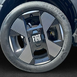 Fiat Grande Panda Hybrid mHEV 110 6-Gang eDCT La Prima