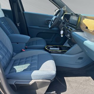 Fiat Grande Panda Hybrid mHEV 110 6-Gang eDCT La Prima