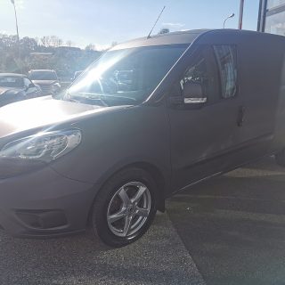 Fiat Doblo Cargo Maxi Kastenwagen 1,2l MultiJet Diesel 90Ps Netto € 10.400,-- Basis
