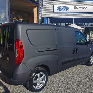 Fiat Doblo Cargo Maxi Kastenwagen 1,2l MultiJet Diesel 90Ps Netto € 10.400,-- Basis