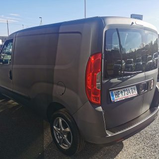 Fiat Doblo Cargo Maxi Kastenwagen 1,2l MultiJet Diesel 90Ps Netto € 10.400,-- Basis