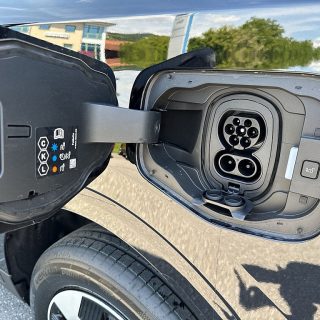 Ford Transit Courier Elektro 100kW Trend*Netto € 20.825,-*8Jahre Garantie bis 160.000km auf Hochvoltbatterie*