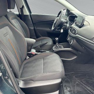 Fiat Tipo Cross FireFly Turbo 100 Garmin*SAFETY PLUS PAKET*