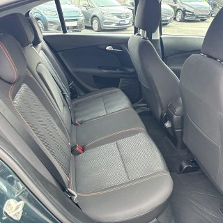 Fiat Tipo Cross FireFly Turbo 100 Garmin*SAFETY PLUS PAKET*