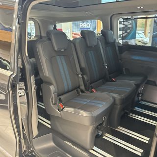 Ford Tourneo Custom Bus 2,0 EcoBlue 320 L2H1 AWD Sport Aut.*VOLLAUSSTATTUNG*