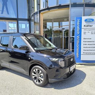 Ford Tourneo Courier 1,0 EcoBoost Titanium