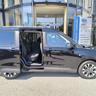 Ford Tourneo Courier 1,0 EcoBoost Titanium
