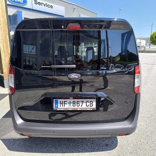 Ford Tourneo Courier 1,0 EcoBoost Titanium