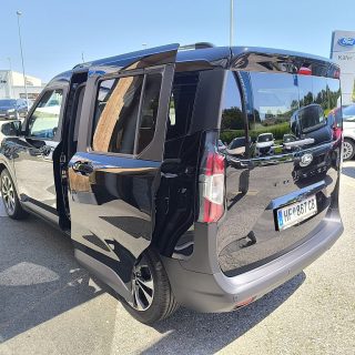 Ford Tourneo Courier 1,0 EcoBoost Titanium