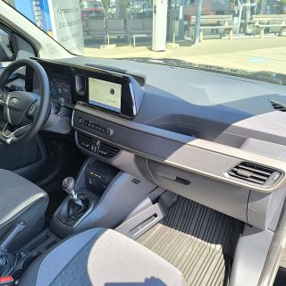 Ford Tourneo Courier 1,0 EcoBoost Titanium