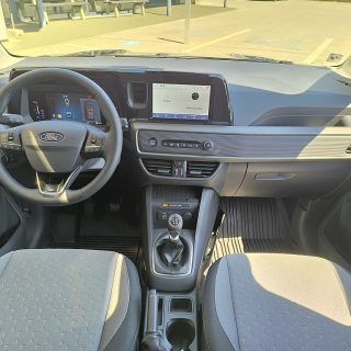 Ford Tourneo Courier 1,0 EcoBoost Titanium