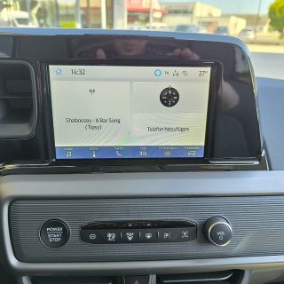 Ford Tourneo Courier 1,0 EcoBoost Titanium