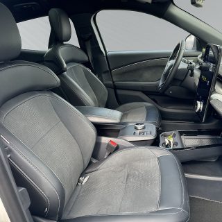 Ford Mustang Mach-E GT Elektro Extended Range ALLRAD*MAX.BATT*PanDach*