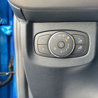 Ford Tourneo Courier 1,0 EcoBoost Titanium Aut.