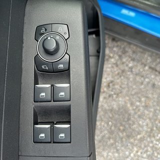 Ford Tourneo Courier 1,0 EcoBoost Titanium Aut.