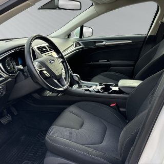 Ford Mondeo 2,0 Hybrid