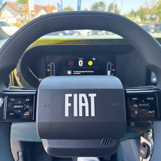 Fiat Grande Panda Hybrid mHEV 110 6-Gang eDCT La Prima