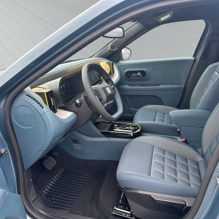 Fiat Grande Panda Hybrid mHEV 110 6-Gang eDCT La Prima