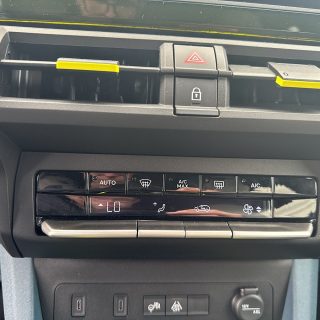 Fiat Grande Panda Hybrid mHEV 110 6-Gang eDCT La Prima