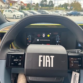 Fiat Grande Panda Hybrid mHEV 110 6-Gang eDCT La Prima