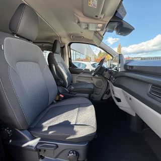 Ford Transit Custom Kasten Doppelkabine 2,0 EcoBlue L2H1 320 Limited Aut.