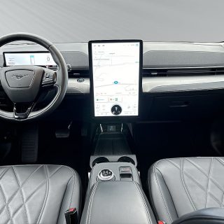 Ford Mustang Mach-E Elektro Heckantrieb 88kWh netto Extended Range  *WLTP Reichweite: 610Km*