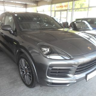Porsche Cayenne III E-Hybrid PHEV 17,9 kWh Aut.