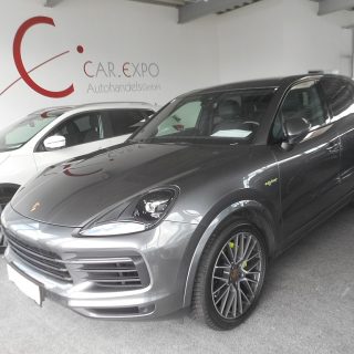 Porsche Cayenne III E-Hybrid PHEV 17,9 kWh Aut.