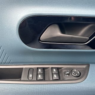 Fiat Grande Panda Hybrid mHEV 110 6-Gang eDCT La Prima