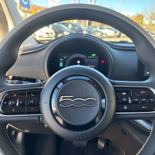 Fiat 500C Elektro La Prima by Bocelli 42 kWh