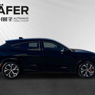 Ford Mustang Mach-E AWD Elektro Extended Range