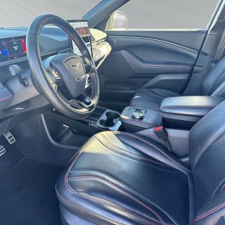 Ford Mustang Mach-E AWD Elektro Extended Range