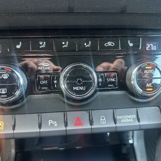 Skoda Karoq 2,0 TDI SCR 4x4 Style Limited DSG