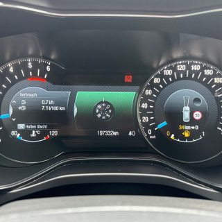 Ford Mondeo Traveller Titanium 2,0 TDCi 179PS Schalter