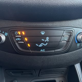 Ford Transit Courier 1.0 EcoBoost Trend 100Ps nur 10771km